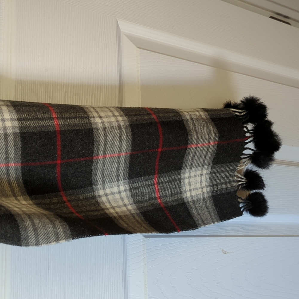 Lord and Taylor argyle scarf